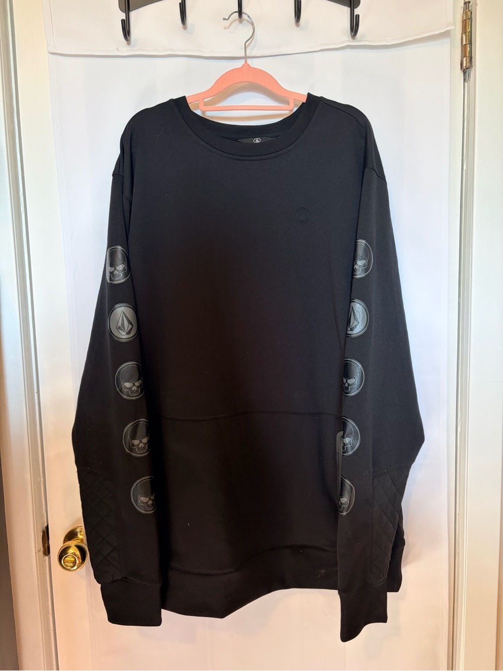Volcom Black Crewneck Sweatshirt with Sleeve Graphics